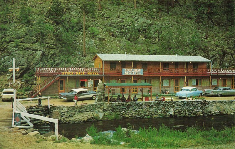 Estes Park CO Stock - Dale Motel Old Cars Postcard