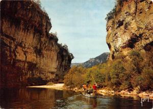 BR38179 Gorges du tarn promenade en barque sur le tarn france