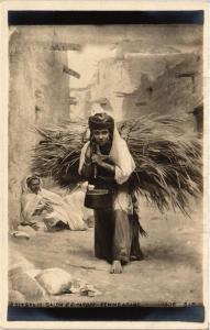 CPA AK Salon de Paris E. GIRARDET Femme arabe (703079)