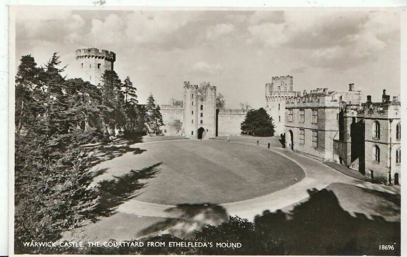 Warwickshire Postcard - Warwick Castle - Courtyard from Ethelfleda's Mound V1820