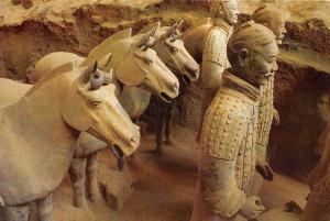 BG20787 the chariot horse figures  sculpture postcard china