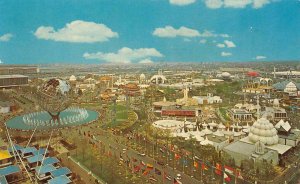 UNISPHERE New York World's Fair Court of Nations 1964-1965 Vintage Postcard