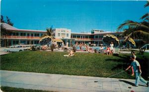 Dexter Key West Florida 1950s Southernmost Hotel roadside Postcard Valence 4088