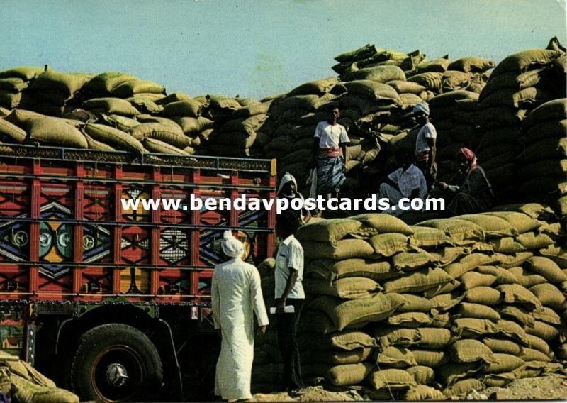 saudi arabia, DJEDDAH JEDDAH, Corn Trade Harbour (1960s)