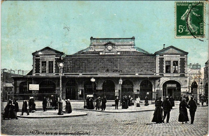 CPA AK PARIS 12e Gare de VINCENNES (575936)