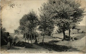 CPA BERNEVAL-sur-MER - La Descente a la Mer (105604)