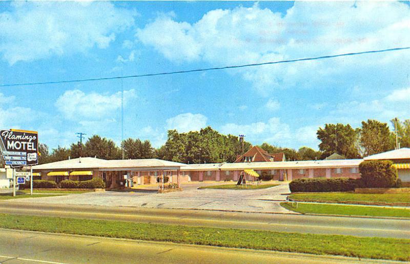 Fort Smith AR Flamingo Capri Motel Interior Exterior View Old Cars Postcard