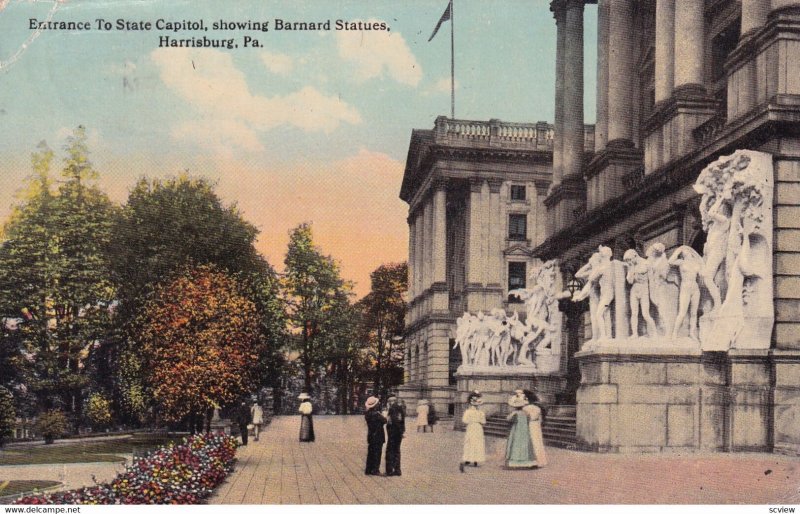 HARRISBURG, Pennsylvania, 1900-1910s; Entrance To State Capitol, Barnard Statues