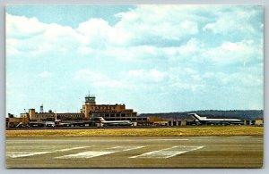 Bradley International Airport   Windsor Locks  Connecticut   Postcard