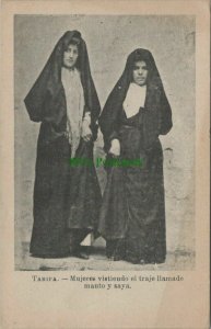 Spain Postcard -Tarifa -Mujeres Vistiendo El Traje Ilamado Manto Y Saya RS25027