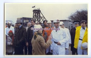 r2579 - Prince Charles visits the Wheal Concord Tin Mine, in Truro - postcard