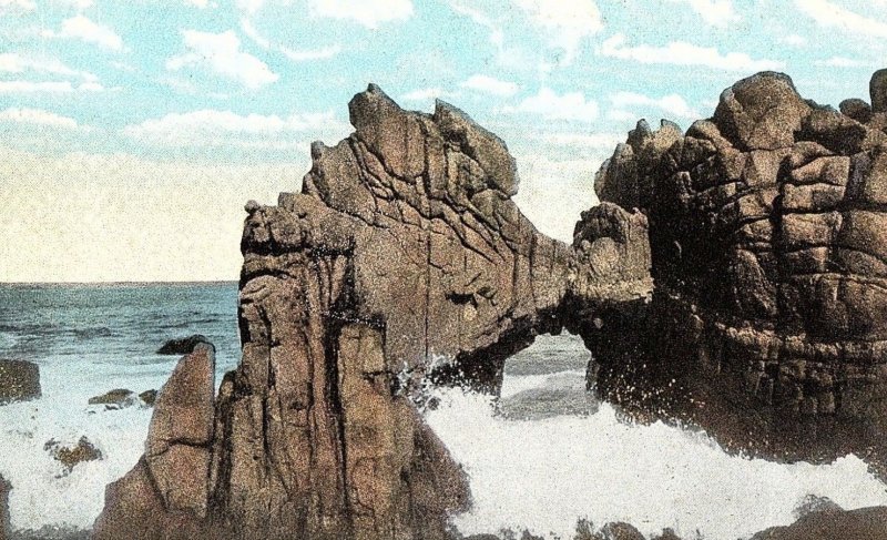 C.1910 Natural Bridge on 17 Mile Drive near Del Monte, Cal. Postcard P122