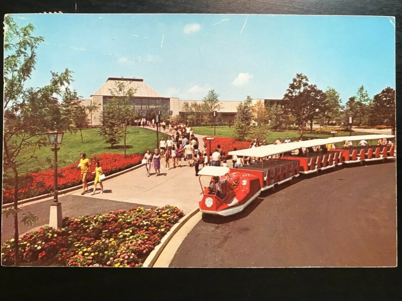 Vintage Postcard>1977>Hershey Park>Chocolate World>Hershey>Pennslyvania