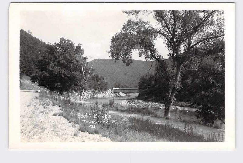 RPPC REAL PHOTO POSTCARD VERMONT OLD COVERED BRIDGE TOWNSHEND SCOTT BRIDGE