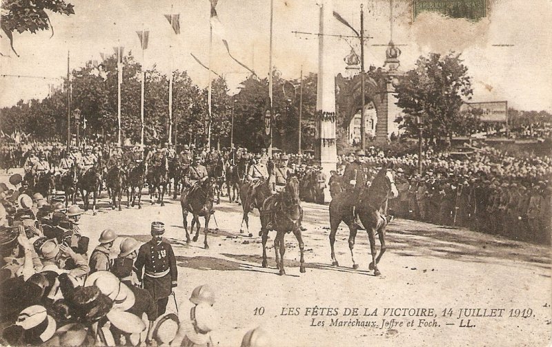 Fetes de la Victoire.General Jeffre et Folch Horses Old vintage French PC