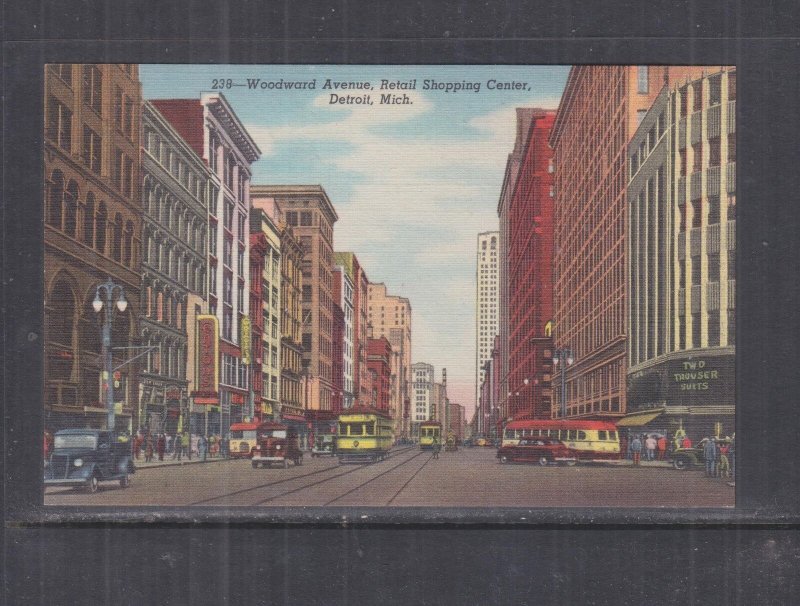 DETROIT, MICHIGAN, WOODWARD AVENUE, TRAMS, c1940 ppc., unused.