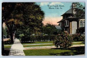 Mason City Iowa IA Postcard West Fourth Street Sidewalk View Garden Houses 1914