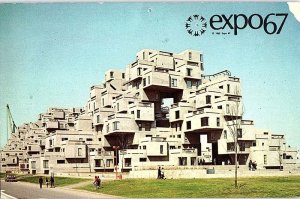 Postcard BUILDING SCENE Montreal Quebec QC AJ1287