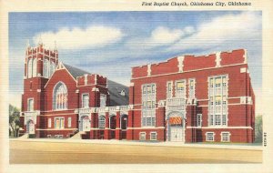 OKLAHOMA CITY, Oklahoma~OK  FIRST BAPTIST CHURCH c1940's Curteich Linen Postcard