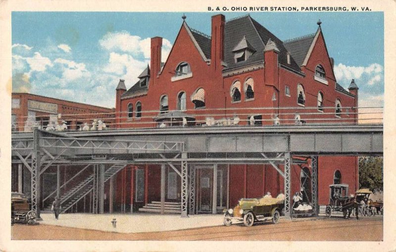 Parkersburg West Virginia Baltimore and Ohio River Train Station PC AA50392