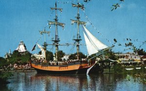 Vintage Postcard Columbia Frontierland First Sailing Vessel Windjammer Replica