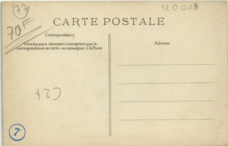 CPA MELUN - Rue St-Entienne (120023)