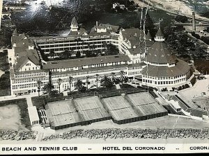 Postcard RPPC Aerial View of Beach & Tennis Club at Hotel Del Coronado,CA.   aa1