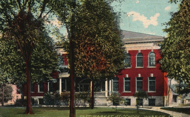 1913 East Market Saint School Building Warren Ohio OH Vintage Postcard