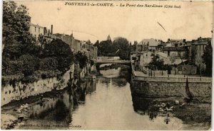 CPA FONTENAY-le-COMTE - Le Pont des Sardines (112571)