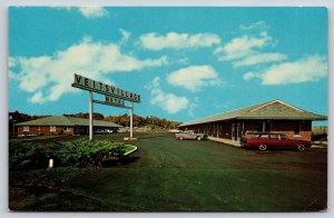 Roadside~Veits Village Motel Jefferson City Missouri~Vintage Postcard