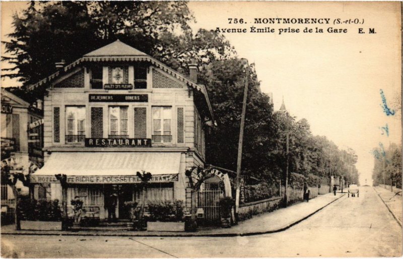 CPA MONTMORENCY - Avenue Emile prise de la Gare (107479)