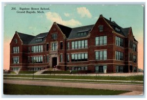 1917 Sigsbee Street School Grand Rapids Michigan MI Howard City MI Postcard 