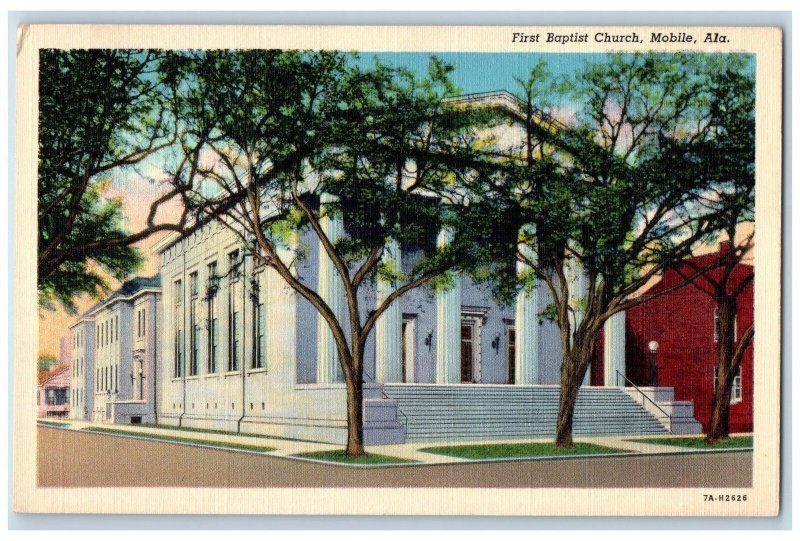 Mobile Alabama AL Postcard First Baptist Church Exterior Roadside c1940s Vintage