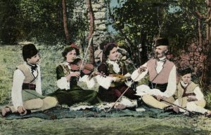 bulgaria, TRAN Трън, Group in Traditional Costumes, Music Violin 1910s Postcard