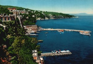 Vintage Postcard Lovely Place Panorama Del Porto Marina in Sorrento Italy IT