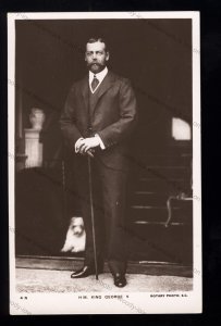 ROY630 - King George V - with his Dog - Postcard