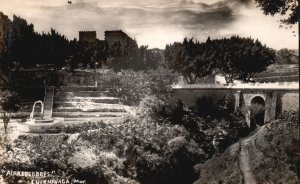 Vintage Postcard Alrrededores Fountain Cuernavaca Morelos Mexico RPPC