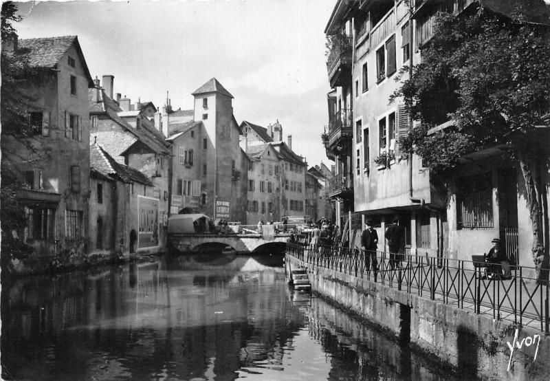 BF30318 annecy h s le canal du thiou france