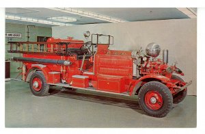 NY - Hudson. Amer. Museum of Firefighting, 1928 Ahrens Fox Pumper