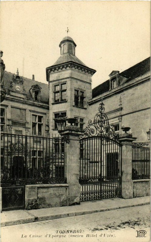 CPA Tonnerre - La Caisse d'Epargne - Ancien Hotel d'Uzes FRANCE (960937)