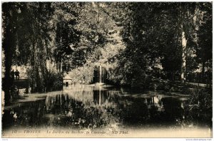 CPA TROYES Le Jardin du Rocher la Cascade (723161)