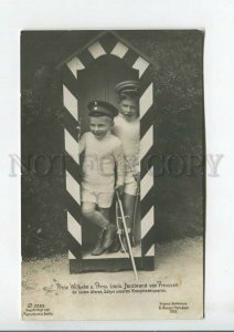 443860 Prince Wilhelm & Louis Ferdinand of Prussia honor guard PHOTO postcard