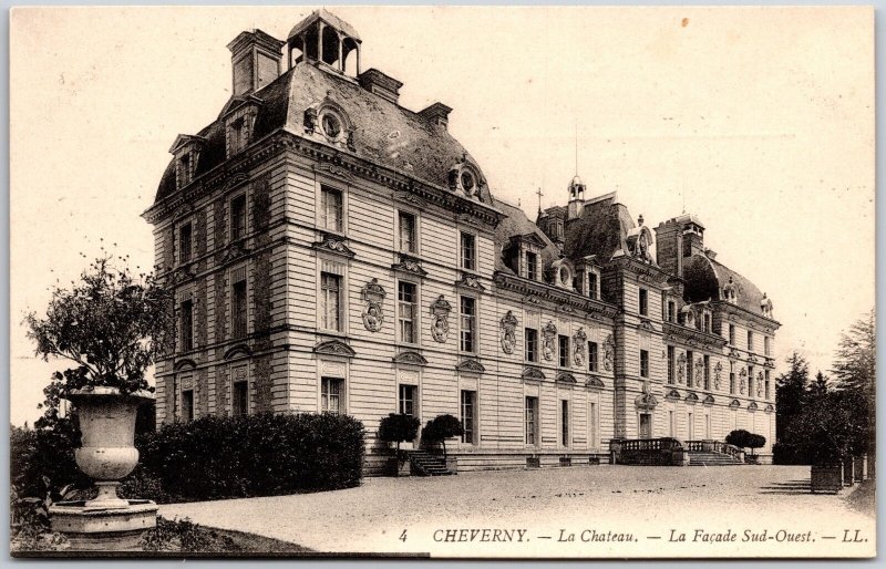 Cheverny La Chateau La Facade Sud Quest France Postcard