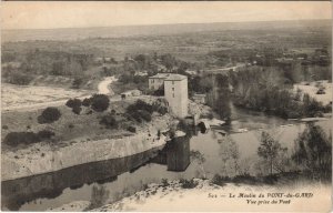 CPA Le Moulin de PONT-du-GARD Vue prise du Pont (123157)