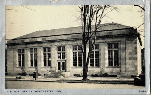 U.S. Post Office, Winchester IN c1939 Vintage Postcard J33