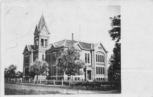 H73/ Fairfield Iowa RPPC Postcard c1910 Logan School Building  60