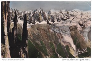 France Chamonix Les Jumeaux du Brevent L'Aiguille du Midi et le Mont Blanc