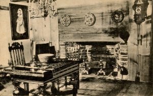 NY - Tarrytown. Philipse Castle Foreroom