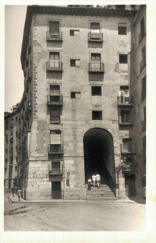 Spain Madrid Arco de Cuchilleros 01.88