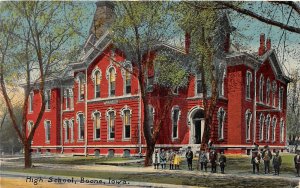 G87/ Boone Iowa Postcard c1917 High School Students 5